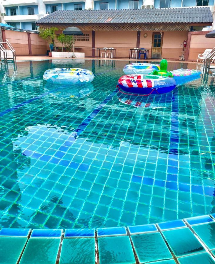 Hotel Pattaya Beach 外观 照片